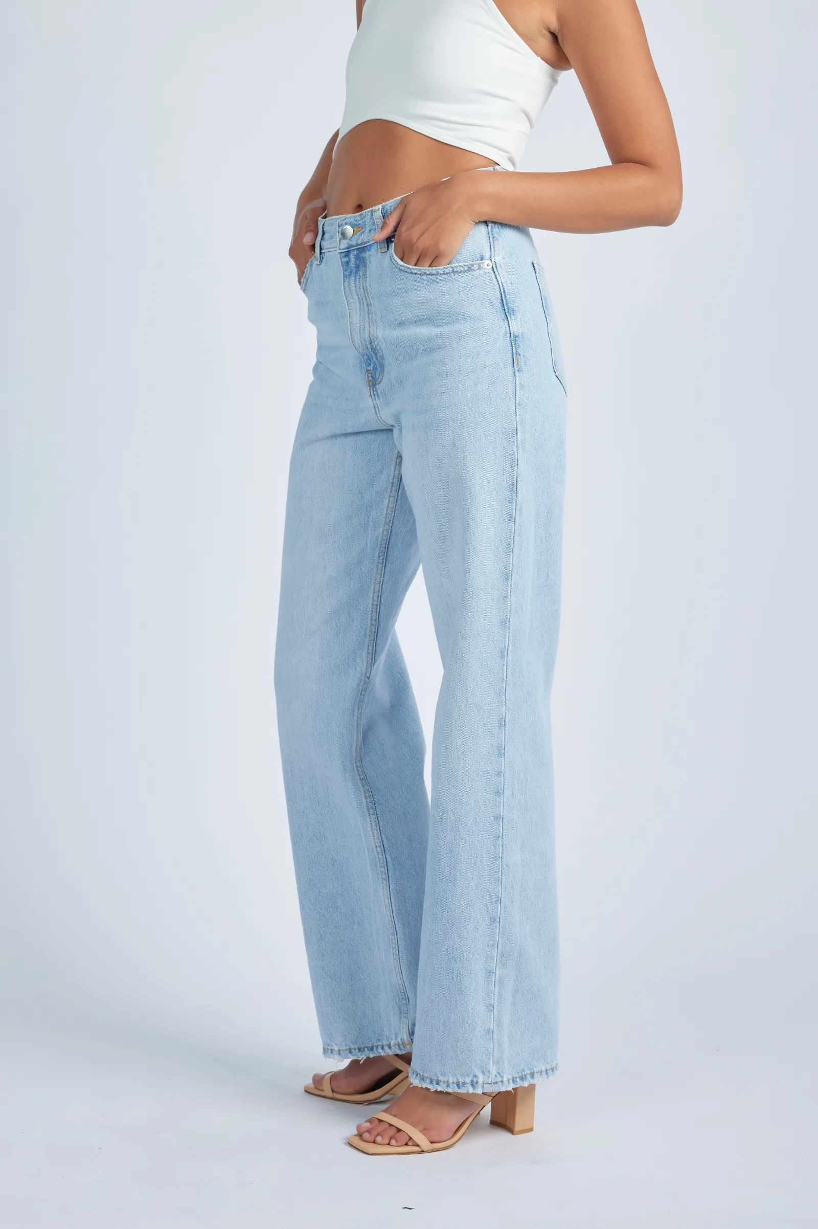 Echo Straight Jeans - Superlight Blue Jay