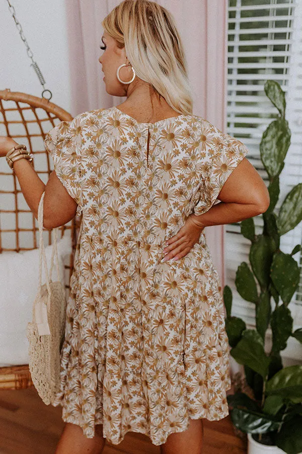 Everyday Beautiful Floral Shift Dress In Ivory Curves