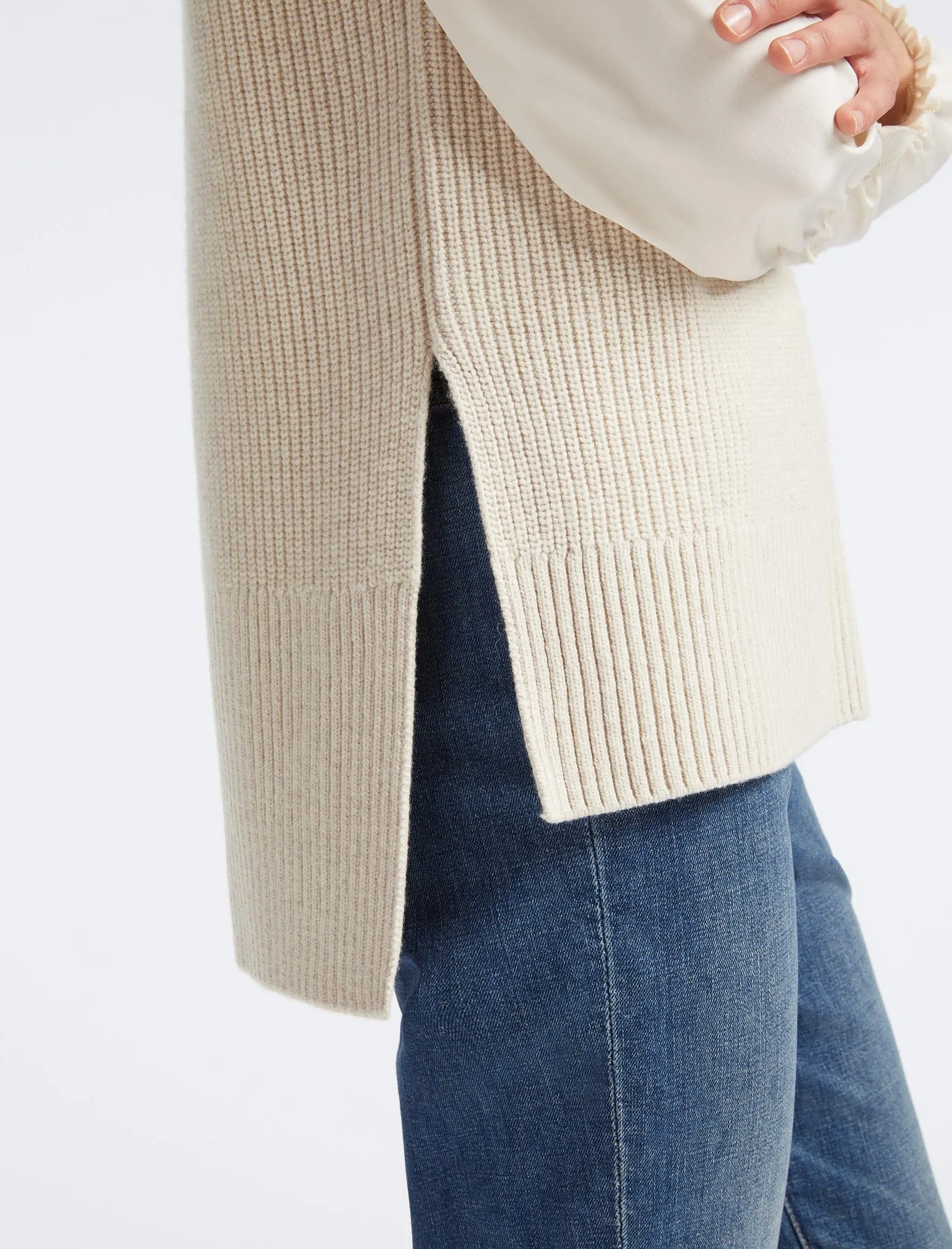 Janice Wool V Neck Sleeveless Jumper - Oatmeal