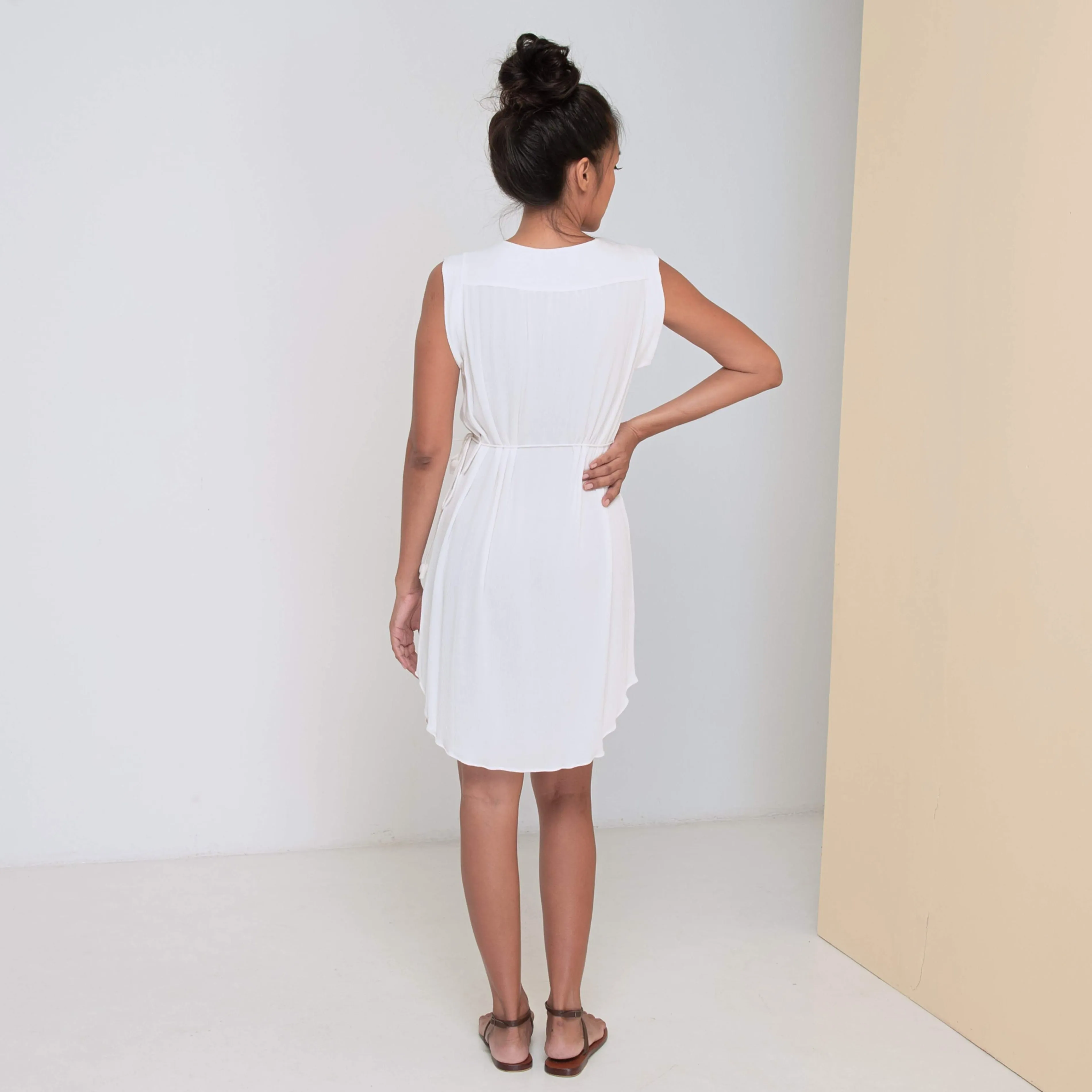 TRANSIT SLEEVELESS DRESS - Crinkled Rayon | Off White