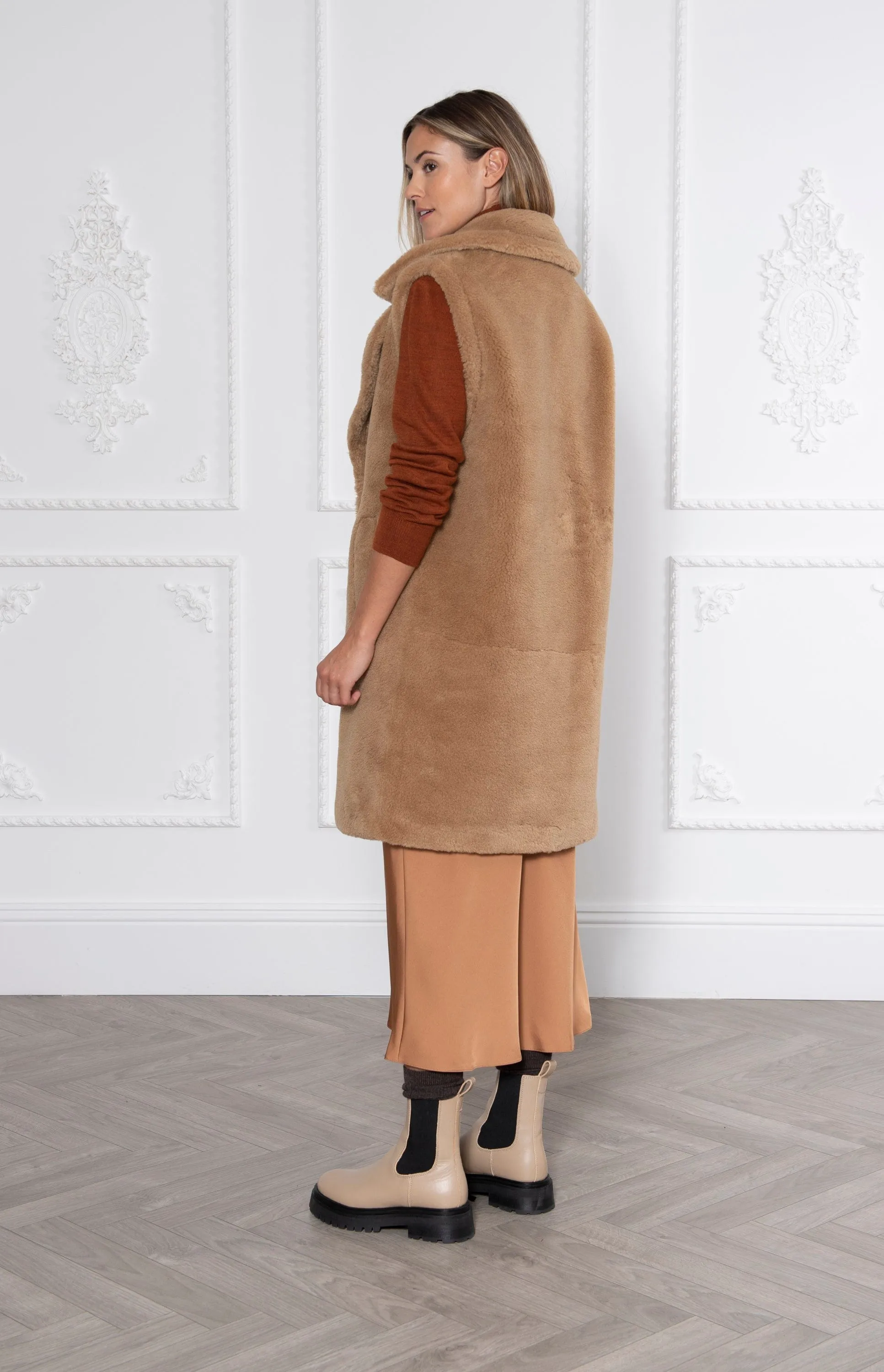 Weekend Rita Recycled Vegan Shearling Gilet | Camel