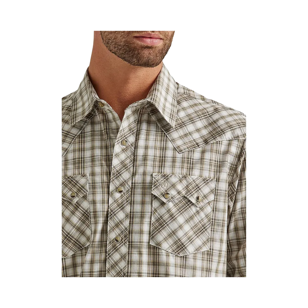 Wrangler Men's Retro Beige Snap Plaid Shirt